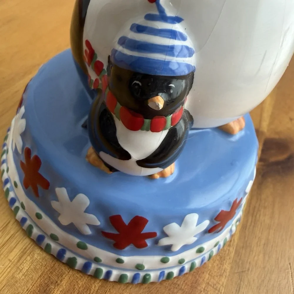 Penguins Soap Dispenser Winter Christmas Holiday Snowflakes Scarf